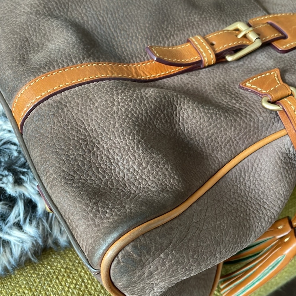Dooney & Bourke Satchel Taupe Color Large Domed Structure Buckle Tassel Accents - Picture 15 of 15